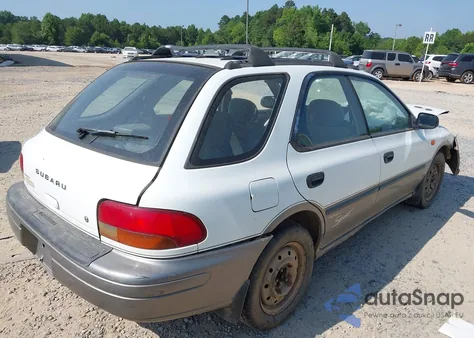 1998 Subaru Impreza Outback Sport из США, поврежденный, VIN JF1GF4854WH800059